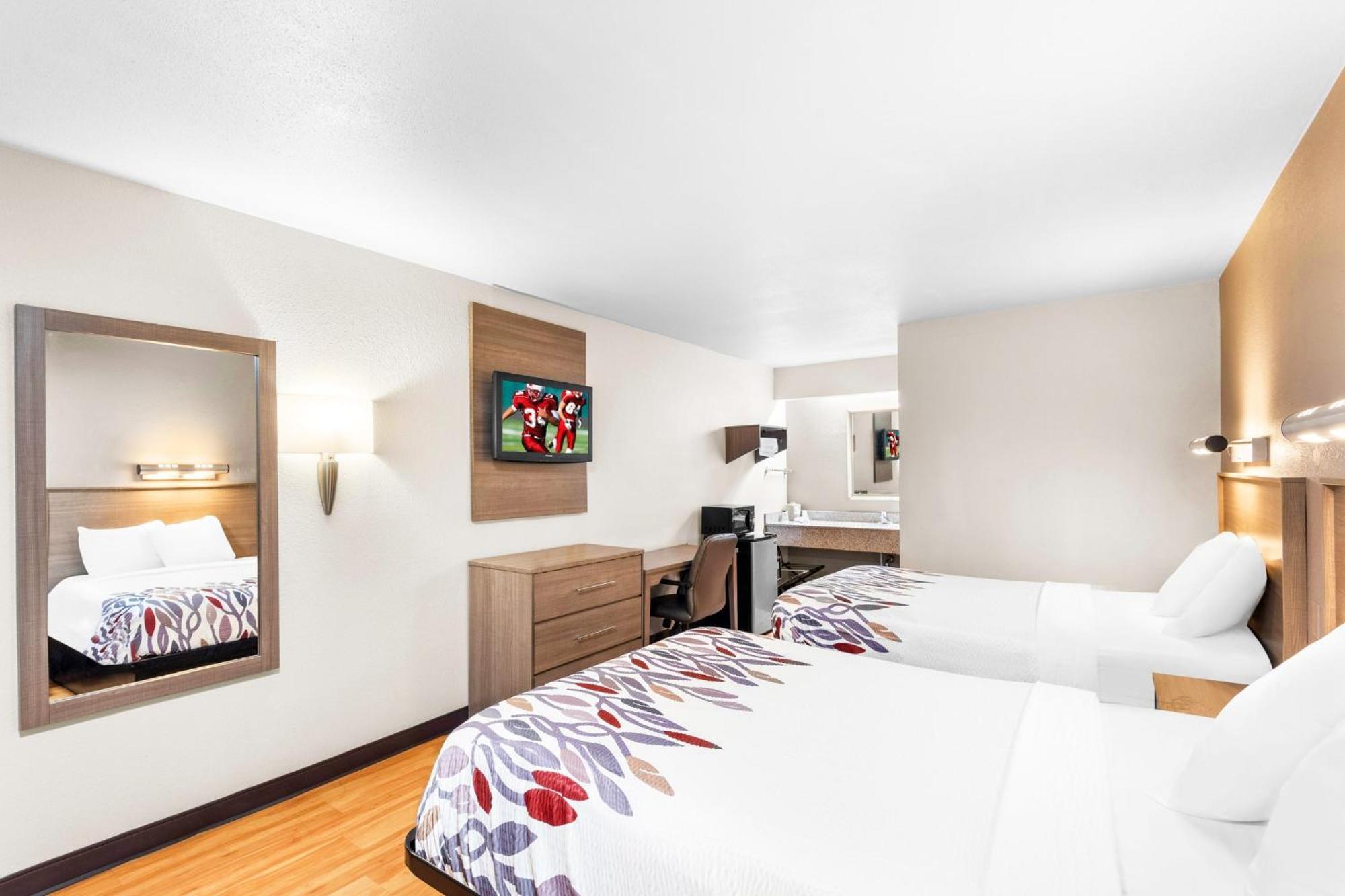 Red Roof Inn Indianapolis North - College Park Zewnętrze zdjęcie