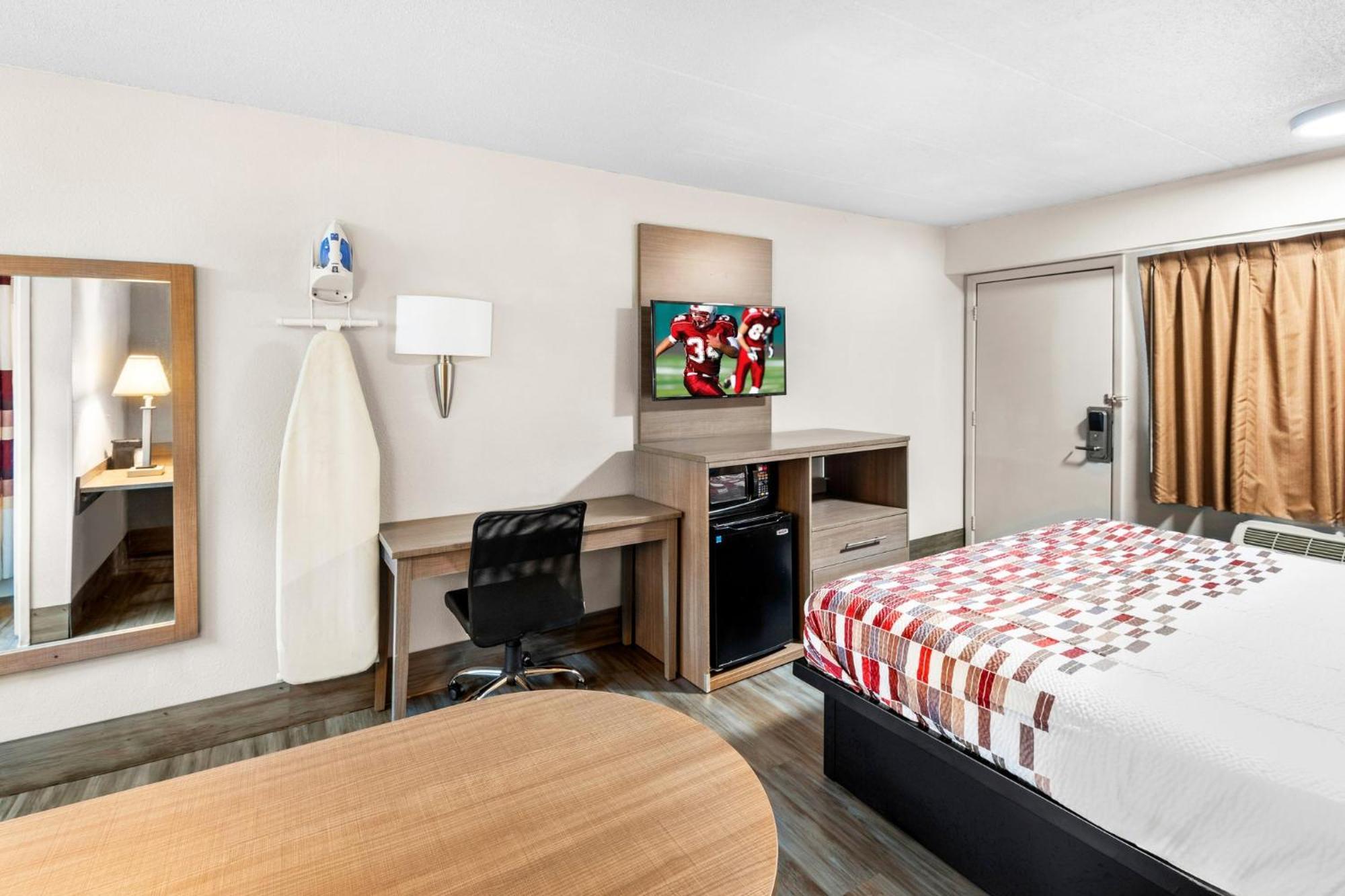 Red Roof Inn Indianapolis North - College Park Zewnętrze zdjęcie
