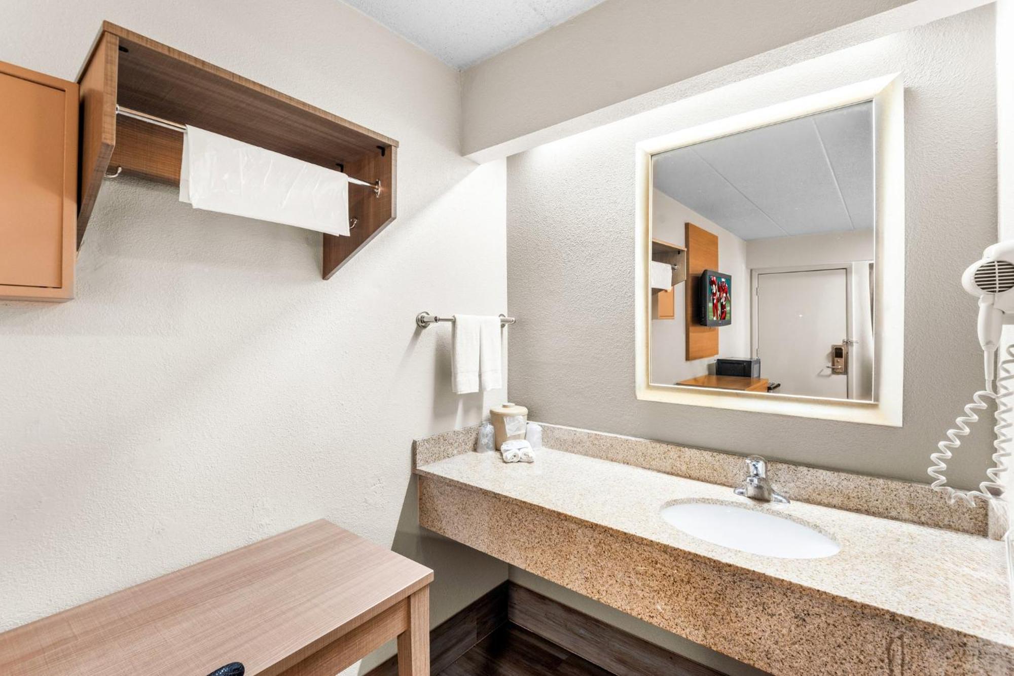 Red Roof Inn Indianapolis North - College Park Zewnętrze zdjęcie