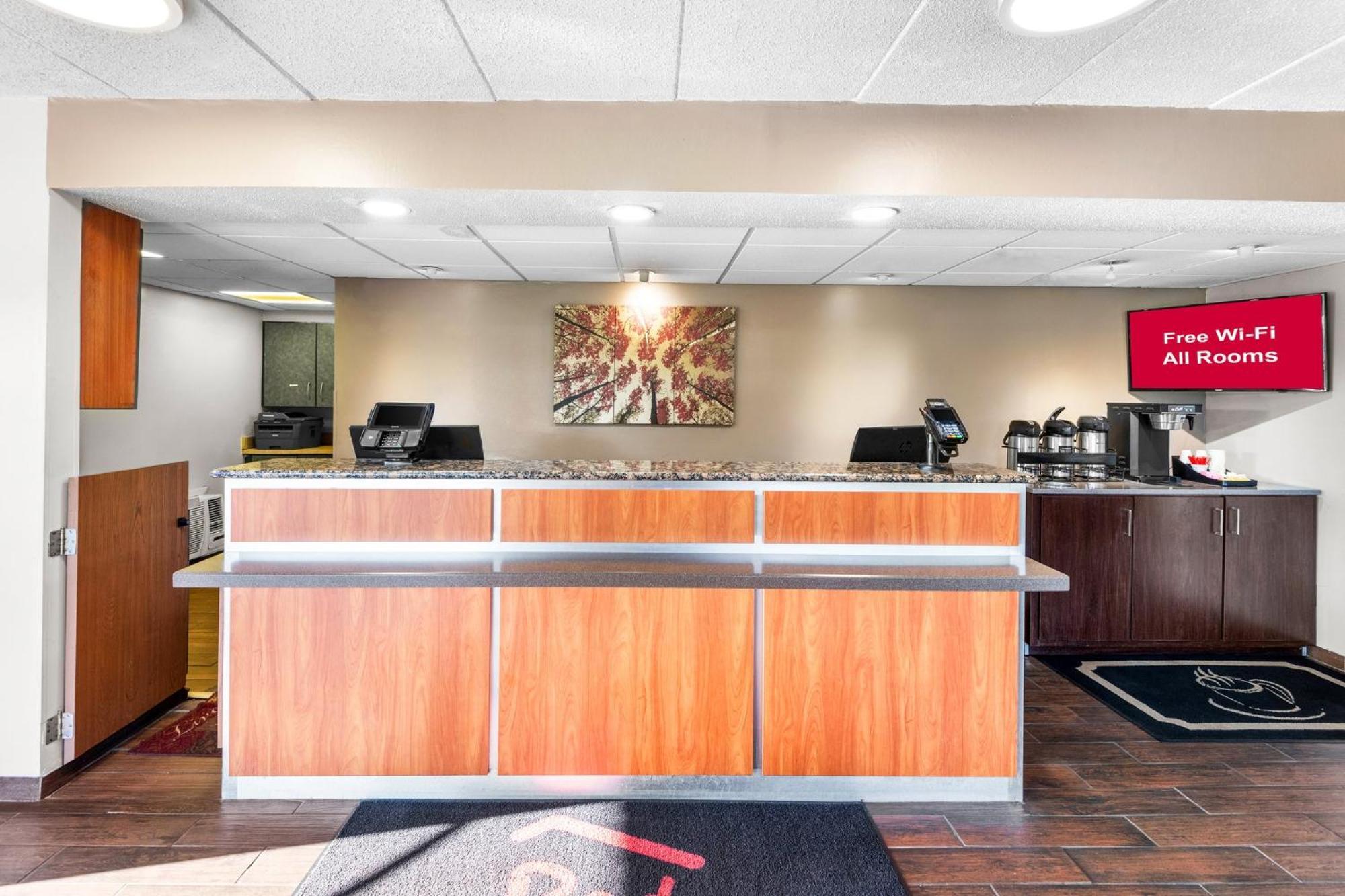 Red Roof Inn Indianapolis North - College Park Zewnętrze zdjęcie